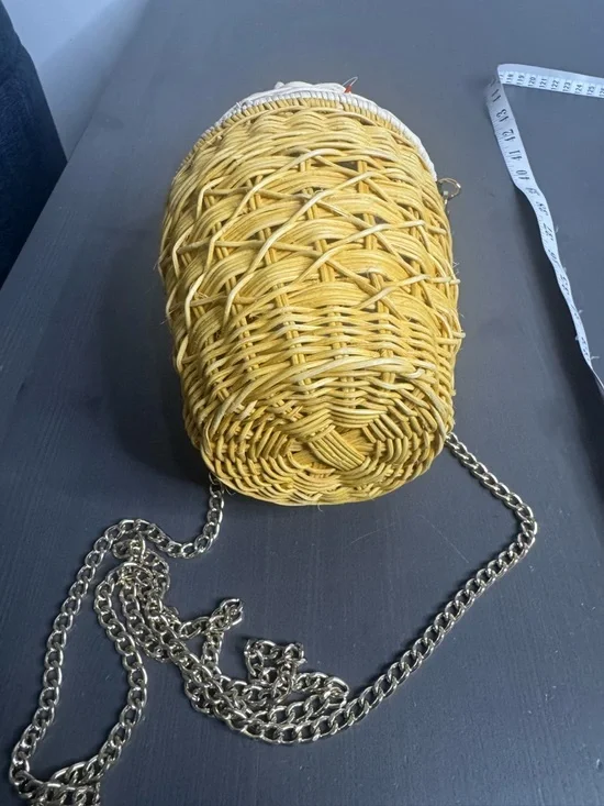 Betsey Johnson Wicker Ice Cream Cone Crossbody Bag Chain Shoulder Sprinkles - Picture 8 of 8